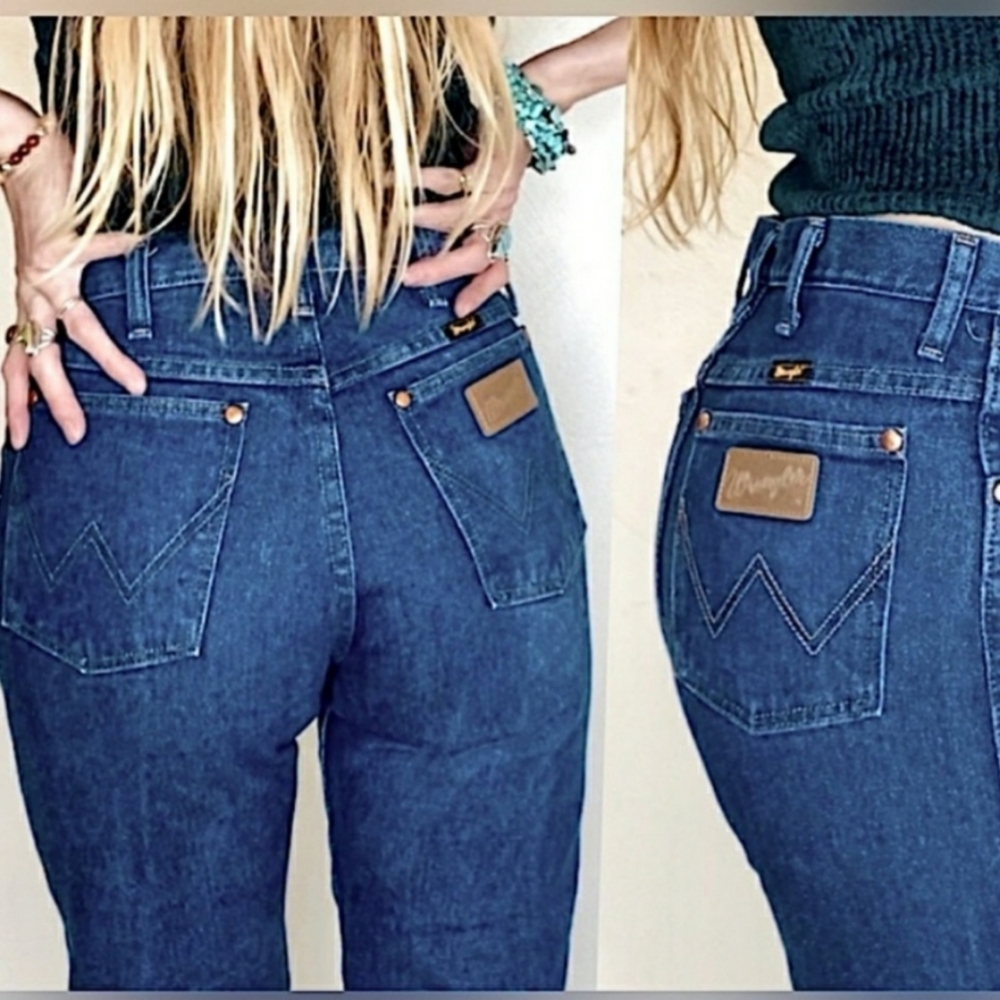 Wranglers Cowboy Cut..Bootcut Jeans..Size 31x30